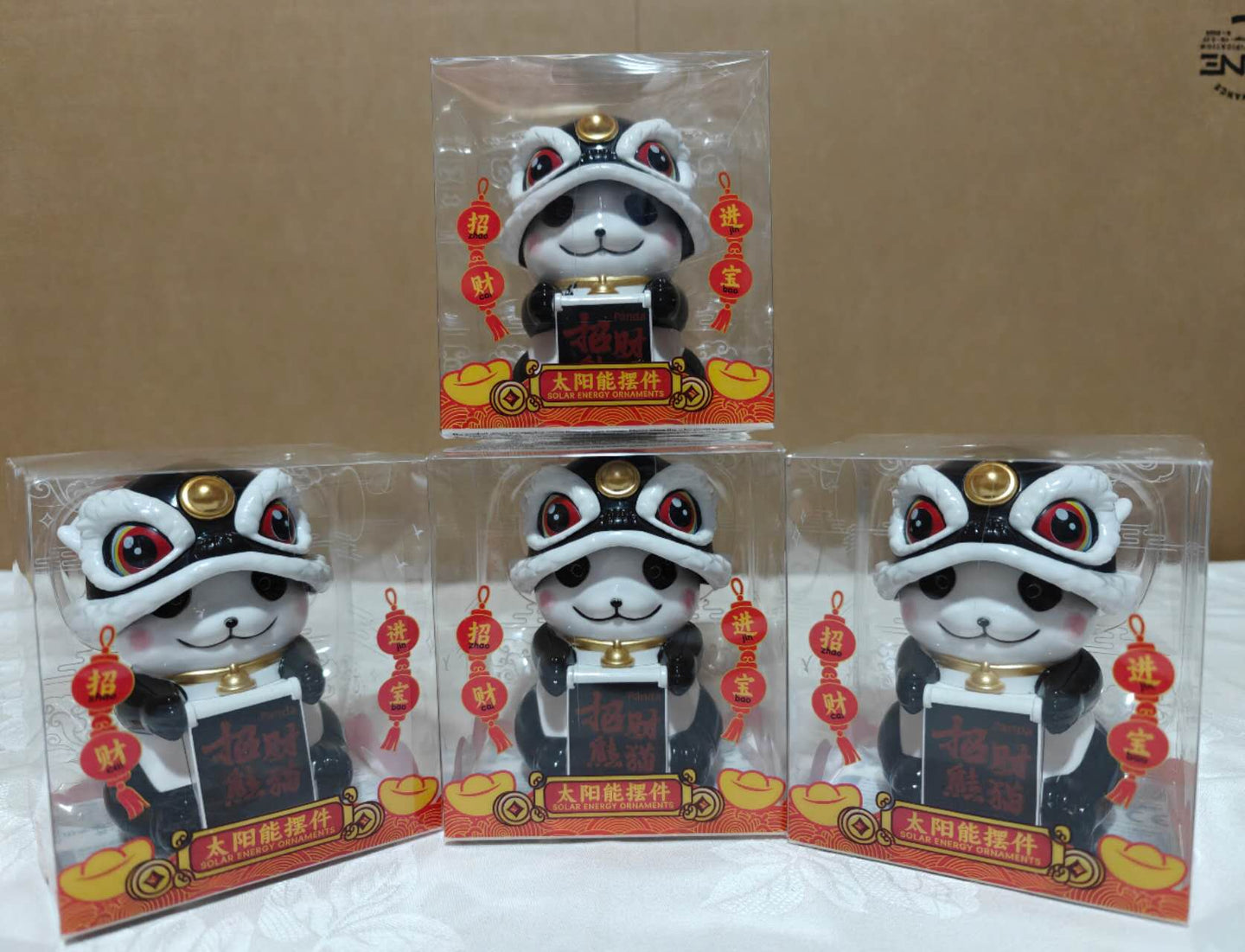 Statue de panda lion noir 6x10cm