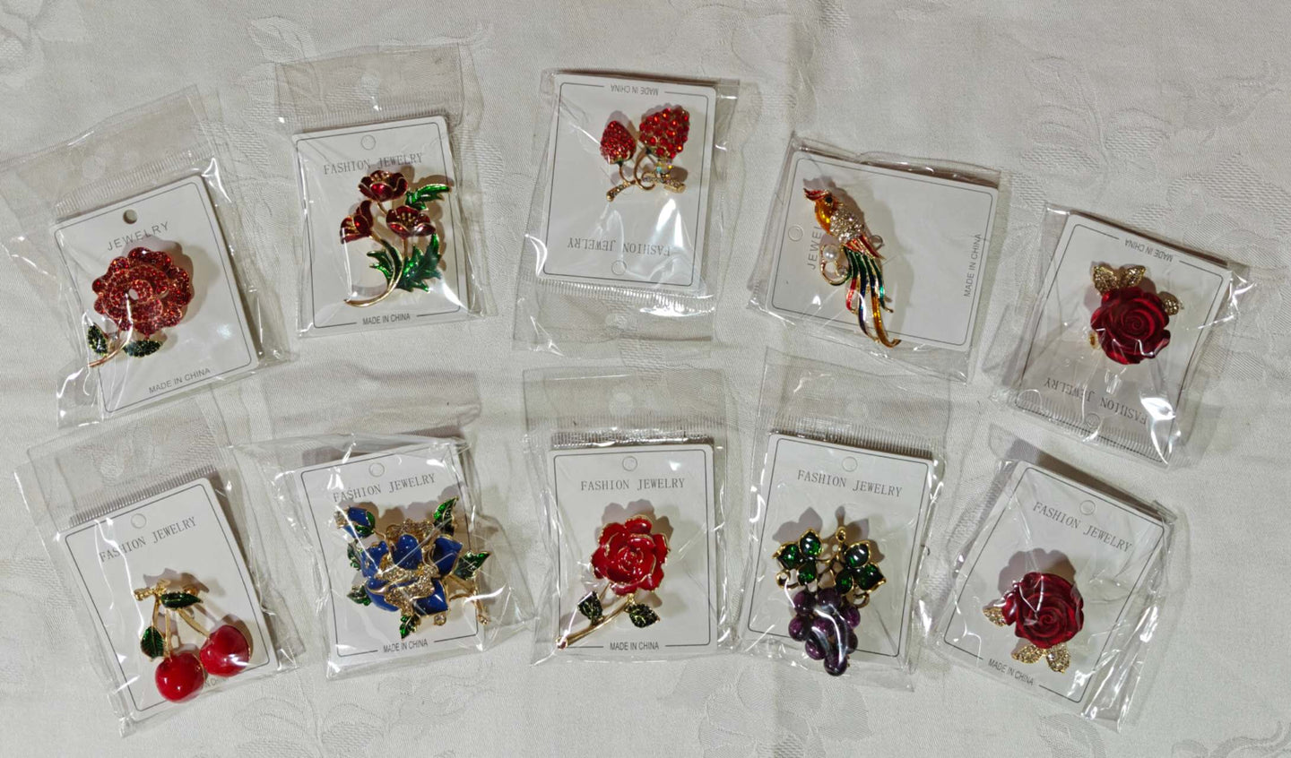 Broche métallique 胸针 2,50 - 4,50cm