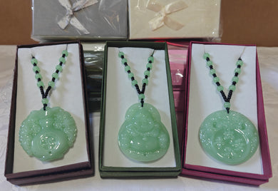 Collier en résine imitation jade 花瓶 , 佛像 , 出入平安 (5,00 x 5,00 cm)