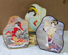 Tableau décoratif femme japonaise 19.50 x 24,50 cm