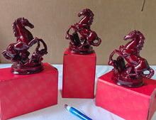 Statue de cheval en résine 12,50x9,50cm