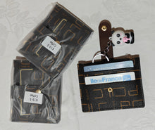 Porte monnaie et cartes (11,00 x 8,80 cm)