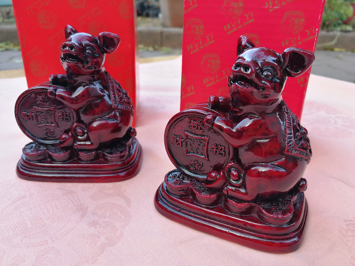 Statue de cochon en résine (7,50 x 9,00 cm)