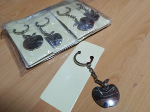 Porte-clés pomme en métal (3,00 x 3,80 cm)