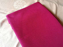 Nappe bordeaux 100% polyester (130 x 180 cm)