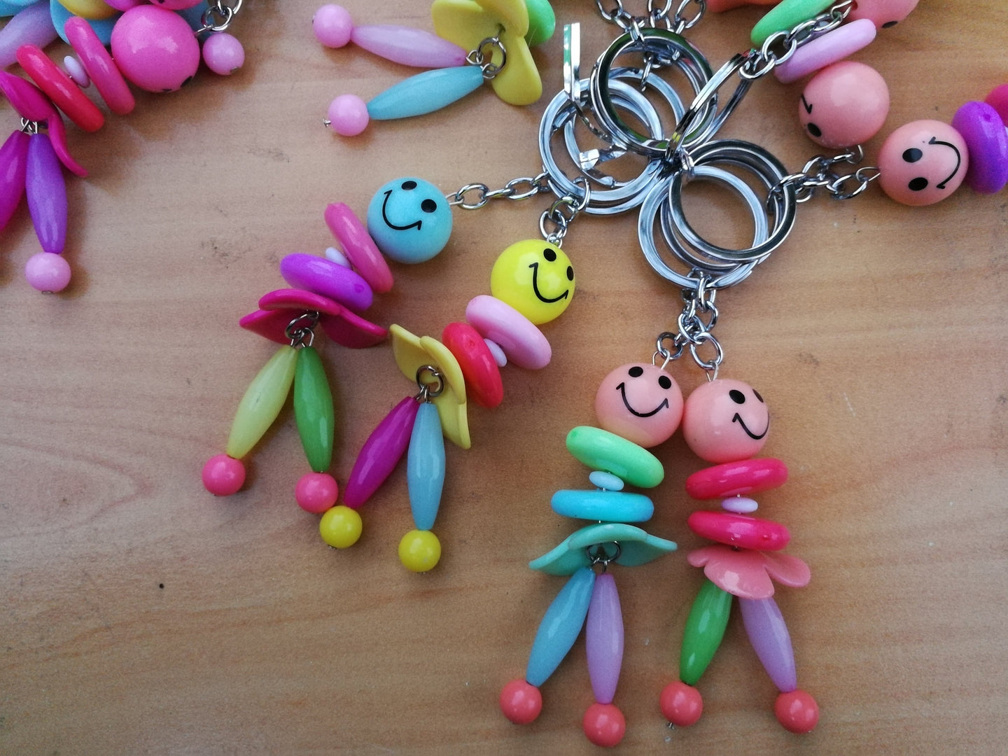 Porte-clés personnage en plastique (2,00 x 7,50 cm)
