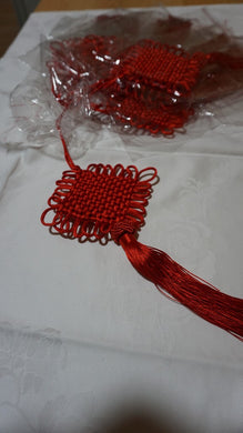 Accrochage de noeud chinois (13 x 13 cm)