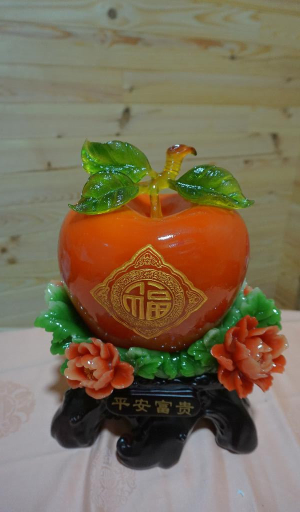 Statue en forme de pomme (23,50 x 33 cm)