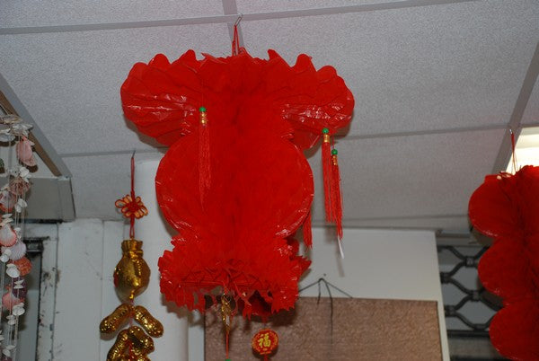 Lanterne rouge en plastique